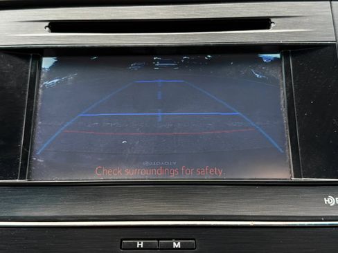 Used 2013 Toyota Avalon XLE Touring FWD image 37