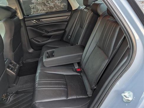 Used 2021 Honda Accord Touring image 25
