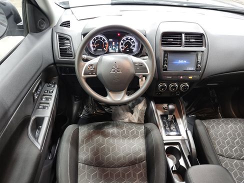 Used 2024 Mitsubishi Outlander Sport ES image 25
