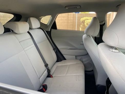 Used 2025 Hyundai Kona SEL FWD image 6
