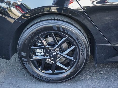 Used 2025 Kia K5 LXS image 8