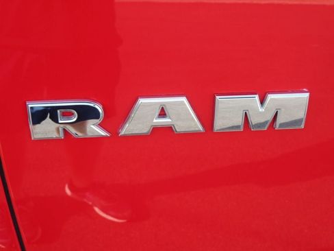 Used 2010 Dodge Ram 1500 Truck SLT image 13