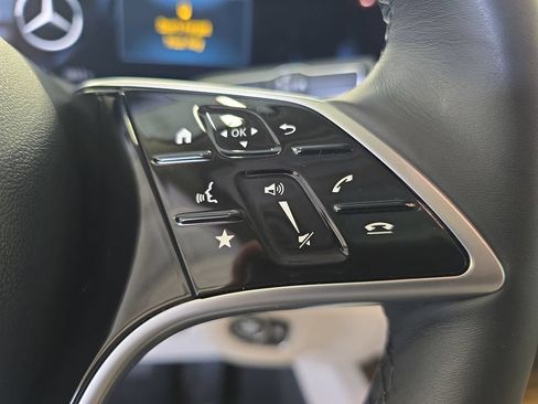 Certified 2026 Mercedes-Benz GLS 450 4MATIC image 21