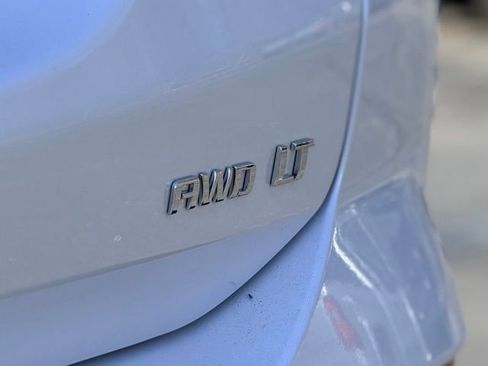 Certified 2024 Chevrolet Equinox LT w/ LPO, Floor Liner Package image 29