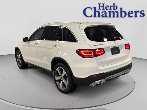 Used 2022 Mercedes-Benz GLC 300 4MATIC image 3