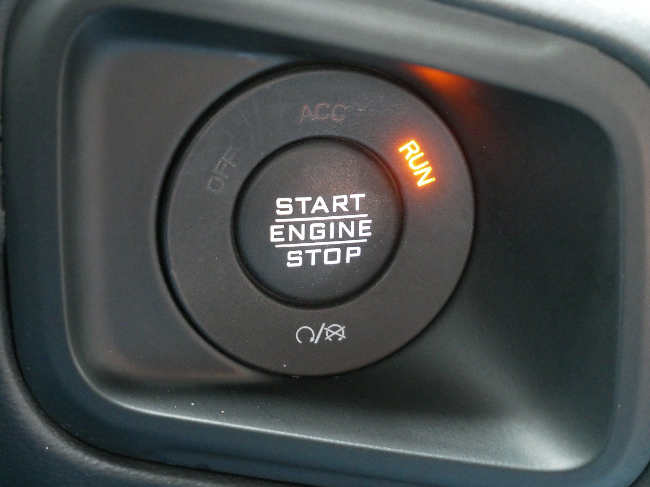 Used 2024 Jeep Wrangler Unlimited Sahara AWD/4WD image 19