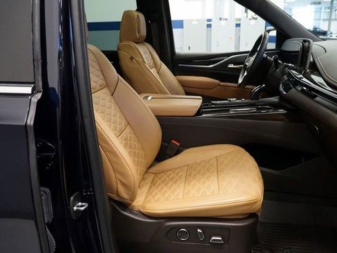 Certified 2024 Cadillac Escalade Premium Luxury w/ LPO, Floor Liner Package image 16