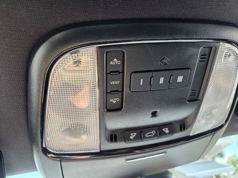 Certified 2024 Dodge Durango GT RWD image 37