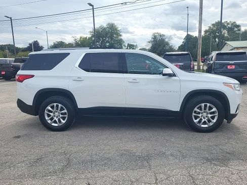 Used 2018 Chevrolet Traverse LT w/ LPO, 'HIT The Road' Package AWD/4WD image 15