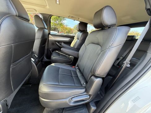 Used 2024 MAZDA CX-90 Plug-In Hybrid w/ Preferred image 23