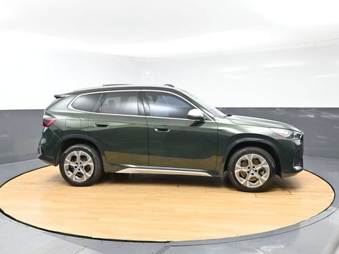 Used 2023 BMW X1 xDrive28i w/ Convenience Package AWD/4WD image 3
