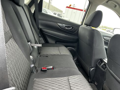 Used 2020 Nissan Rogue SV w/ Premium Package AWD/4WD image 12