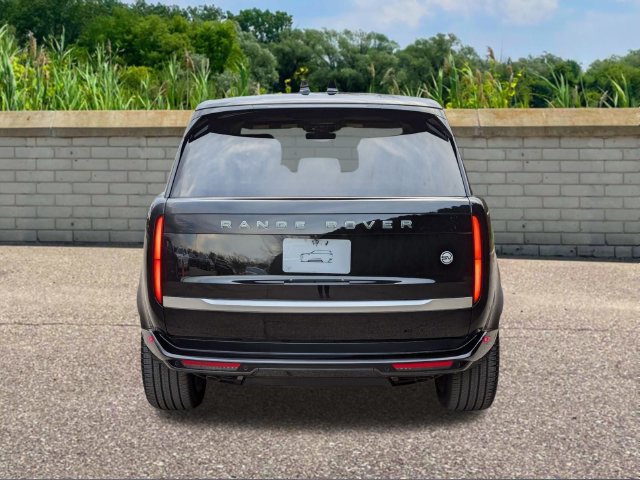 Certified 2025 Land Rover Range Rover SV AWD/4WD image 5