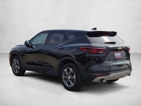 Used 2025 Chevrolet Blazer LT AWD/4WD image 8