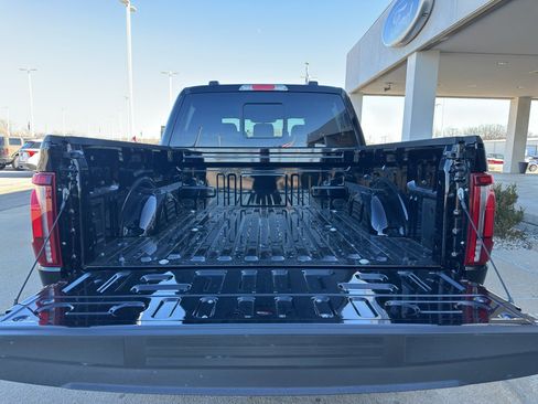 New 2025 Ford F150 Lariat w/ Equipment Group 501A Mid image 9