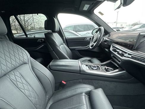 Certified 2025 BMW X5 M60i image 5