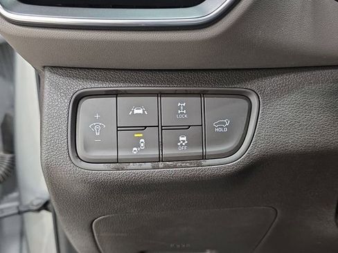 Used 2020 Hyundai Santa Fe SEL w/ Convenience Package image 26