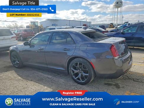 Used 2020 Chrysler 300 Touring w/ Sport Appearance Package RWD image 3