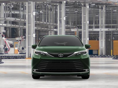 New 2026 Toyota Sienna Platinum