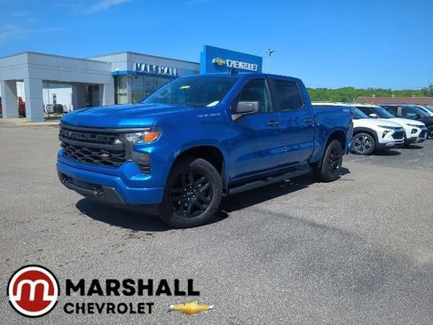 Used 2024 Chevrolet Silverado 1500 Custom w/ Turbomax Blackout Package AWD/4WD image 1