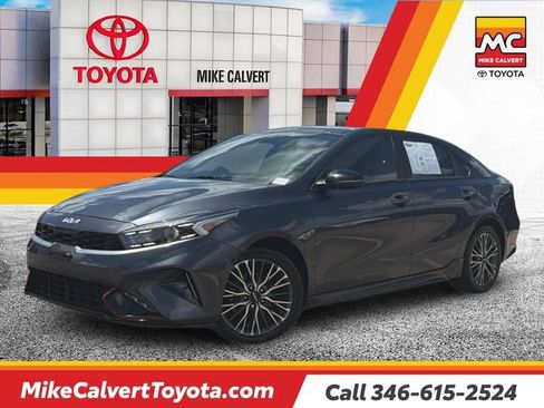 Used 2023 Kia Forte GT-Line FWD image 1