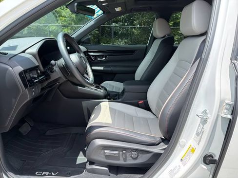 Used 2023 Honda CR-V Sport Touring image 11