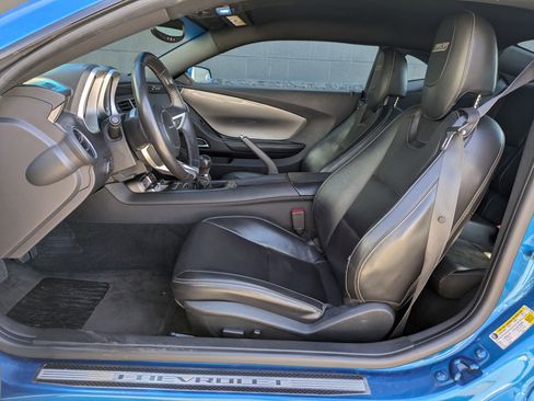 Used 2010 Chevrolet Camaro SS w/ White Stripe Package RWD image 19