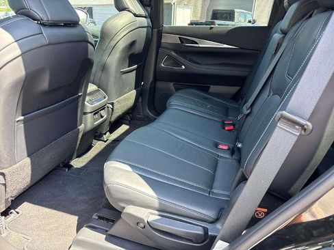 Certified 2023 INFINITI QX60 Luxe w/ Performance Audio Package AWD/4WD image 12
