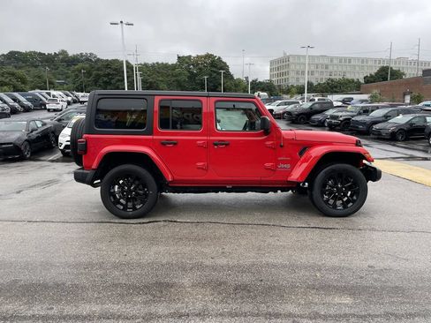 Certified 2023 Jeep Wrangler Unlimited Sahara AWD/4WD image 7