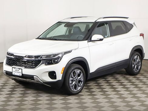 Used 2024 Kia Seltos S AWD/4WD image 8