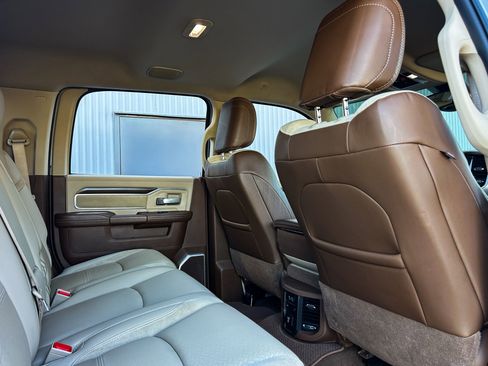 Used 2022 RAM 3500 Laramie image 37