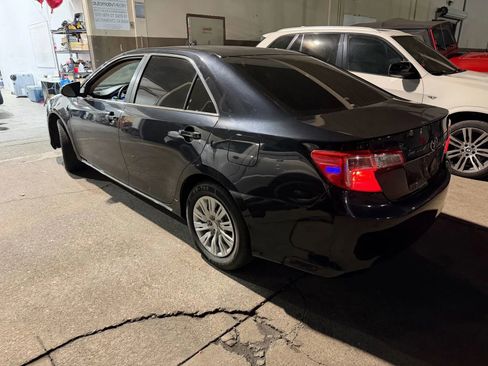 Used 2012 Toyota Camry LE image 4