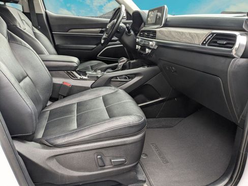 Used 2022 Kia Telluride EX w/ EX Premium Package FWD image 24