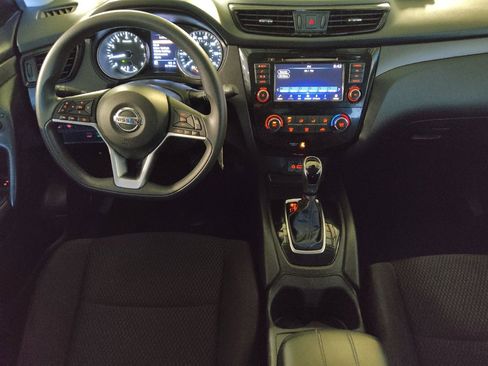 Used 2020 Nissan Rogue Sport S w/ Appearance Package FWD image 22