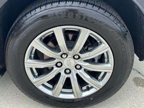 Certified 2023 Cadillac XT4 Premium Luxury w/ Enhanced Visibility Package FWD image 12