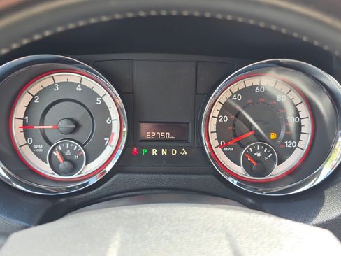 Used 2016 Dodge Grand Caravan SE FWD image 6