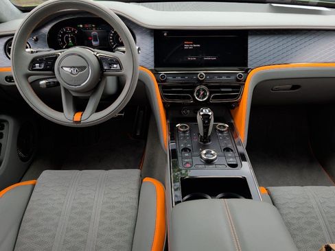 New 2025 Bentley Flying Spur Plug-In Hybrid AWD/4WD image 4