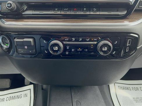 Used 2024 Chevrolet Silverado 2500 LT image 24