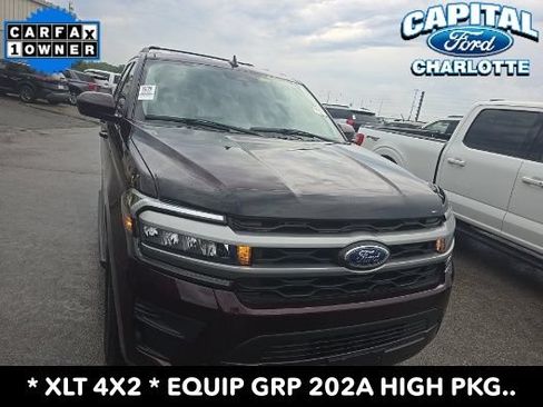 Used 2024 Ford Expedition XLT RWD image 2
