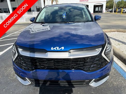 Certified 2024 Kia Sportage EX FWD image 2
