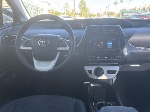 Used 2018 Toyota Prius Prime Plus image 22