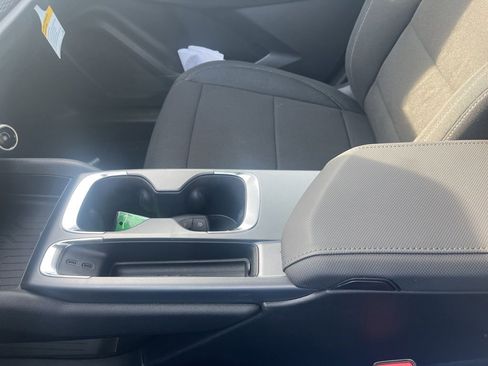 New 2026 Chevrolet Equinox EV LT image 16