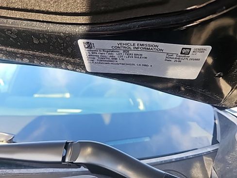 Used 2026 Chevrolet Equinox LT w/ Convenience Package II image 10