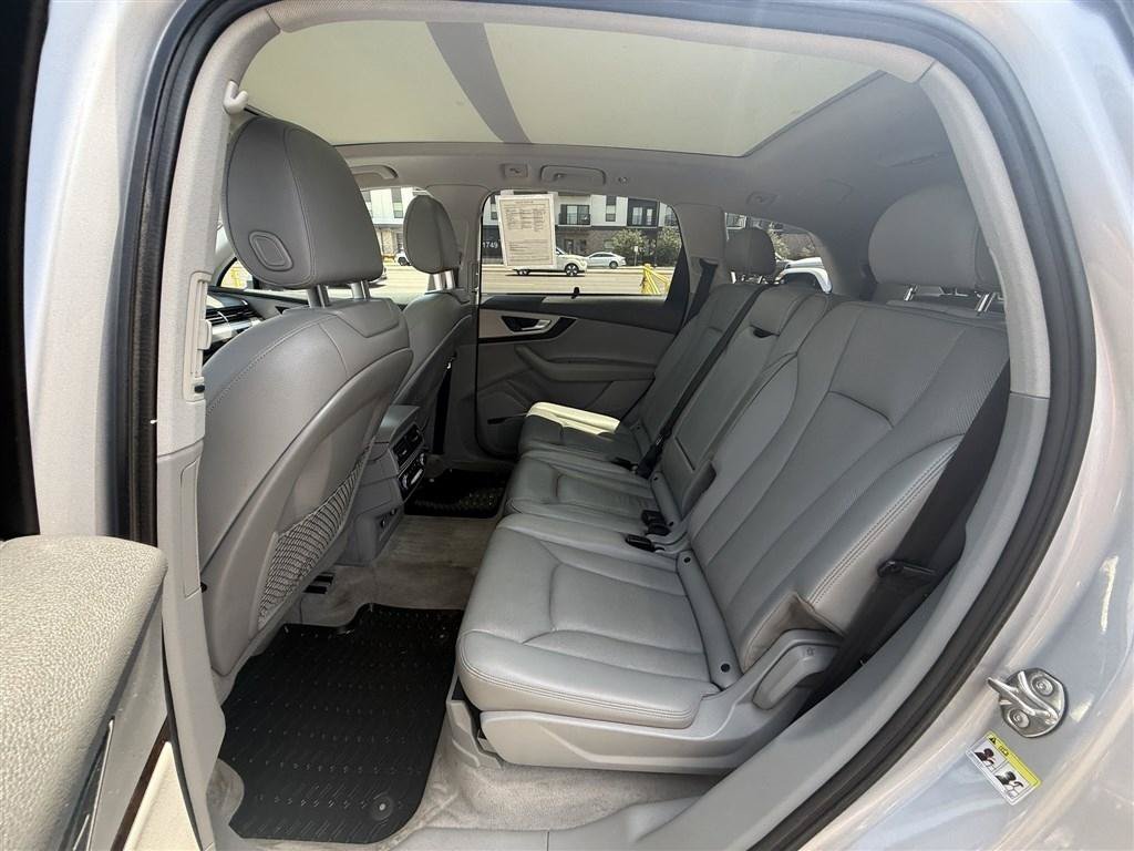 Used 2019 Audi Q7 2.0T Premium Plus w/ Premium Plus Package AWD/4WD image 28