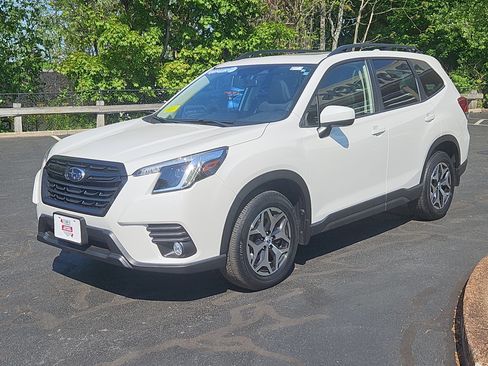 Certified 2023 Subaru Forester Premium AWD/4WD image 22
