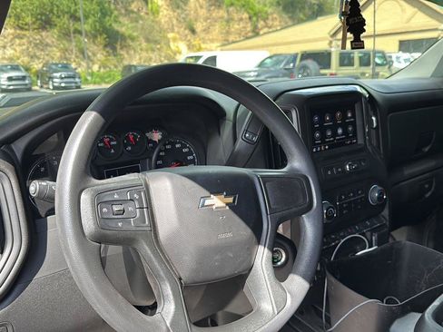 Used 2024 Chevrolet Silverado 2500 Custom w/ Custom Value Package AWD/4WD image 8