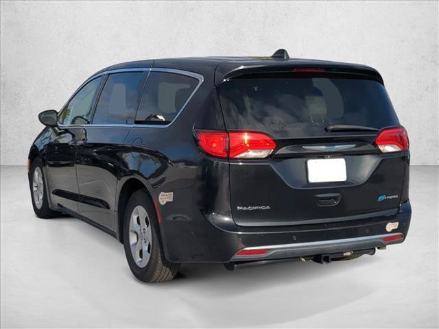 Used 2018 Chrysler Pacifica Touring Plus FWD image 7