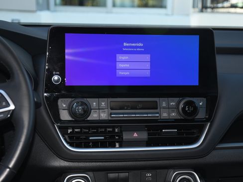 Certified 2024 Toyota Grand Highlander XLE image 16