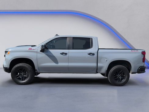 Used 2024 Chevrolet Silverado 1500 LT Trail Boss w/ Convenience Package II AWD/4WD image 5