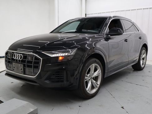 Used 2023 Audi Q8 Premium Plus w/ Premium Plus Package image 10
